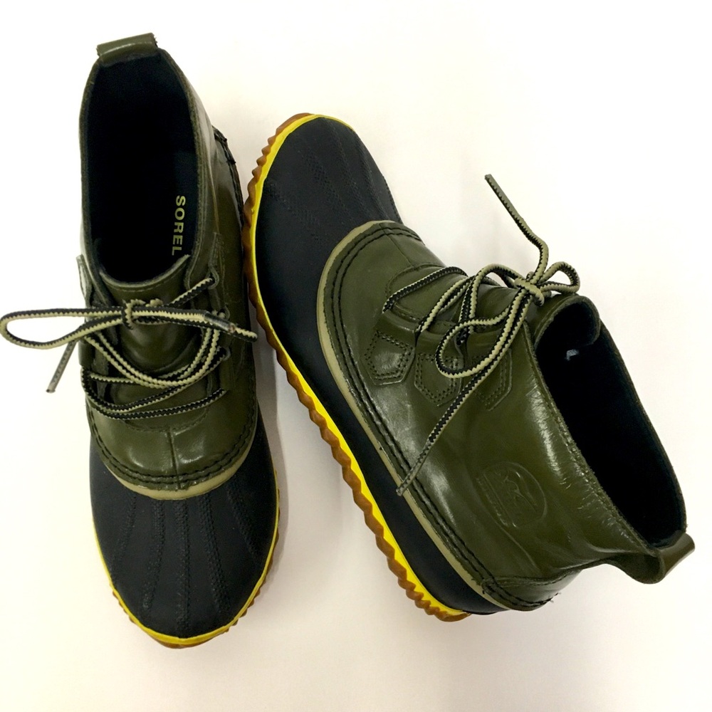 Sorel Duck Rain Boots 8.5 Green Rubber Winter Fall Outdoors